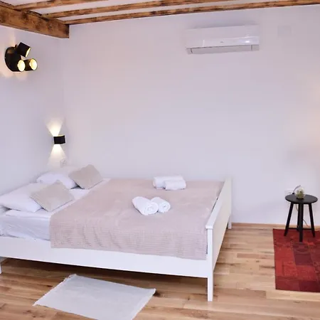Bruno Old Town Apartments Rovinj Exterior foto